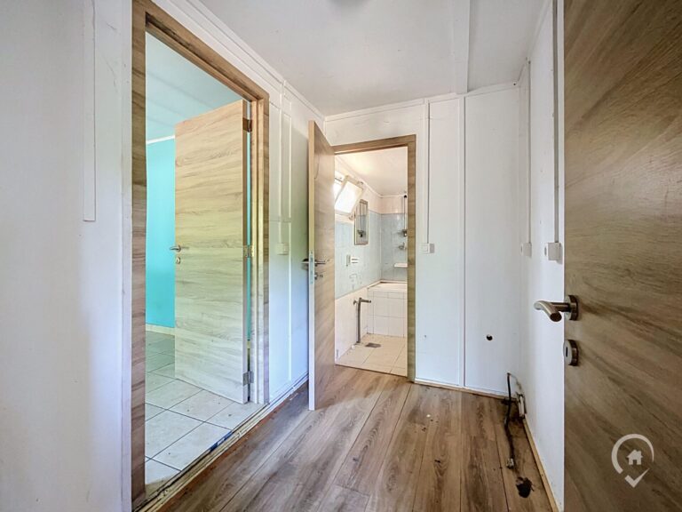 Condrogest - Chalet à rénover sur une parcelle de 32 ares à vendre