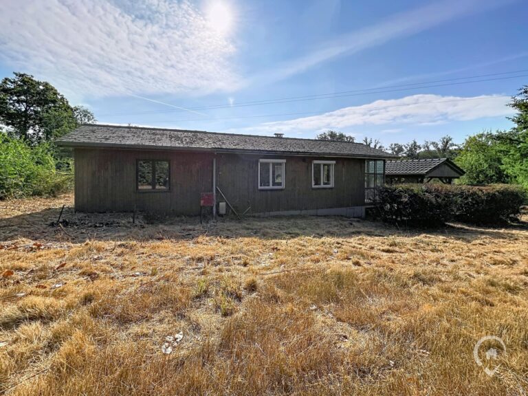 Condrogest - Chalet à rénover sur une parcelle de 32 ares à vendre