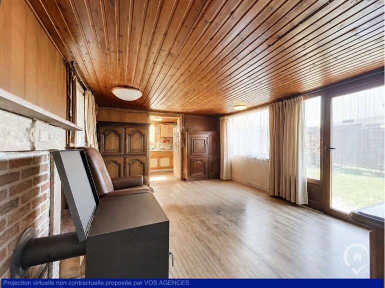 Condrogest - SOUS OPTION !!! Chalet 1 chambre en zone d'habitat à vendre à Noiseux
