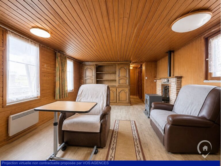 Condrogest - SOUS OPTION !!! Chalet 1 chambre en zone d'habitat à vendre à Noiseux