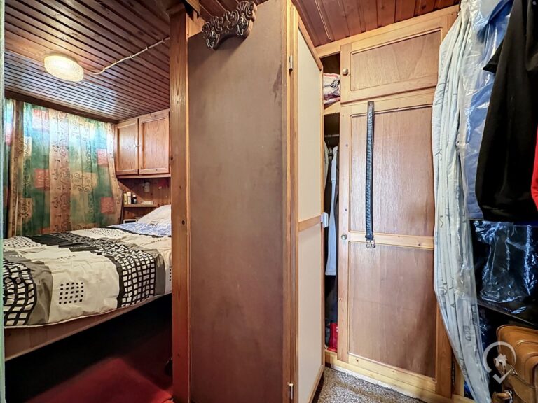Condrogest - SOUS OPTION !!! Chalet 1 chambre en zone d'habitat à vendre à Noiseux