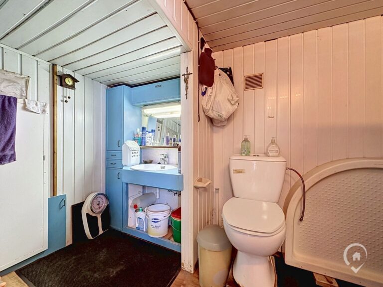Condrogest - SOUS OPTION !!! Chalet 1 chambre en zone d'habitat à vendre à Noiseux