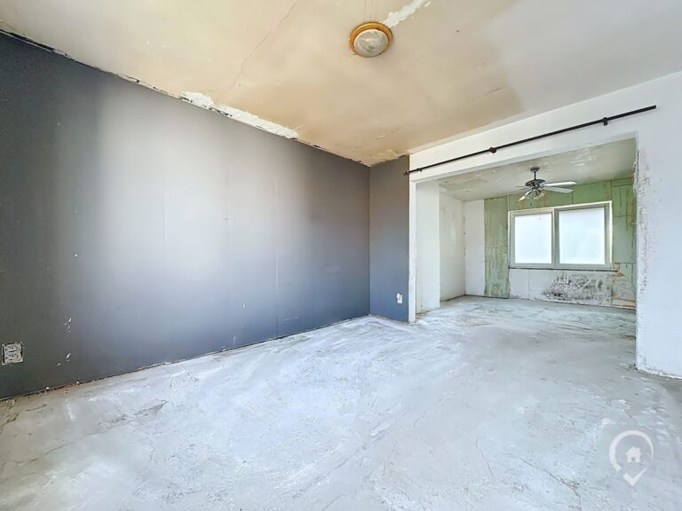 Condrogest - VENDU - Maison avec jardin à rénover à vendre à Forrières