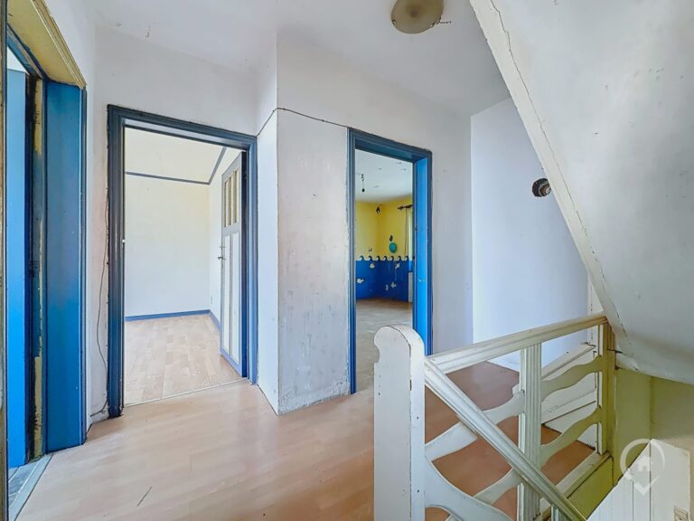 Condrogest - VENDU - Maison avec jardin à rénover à vendre à Forrières