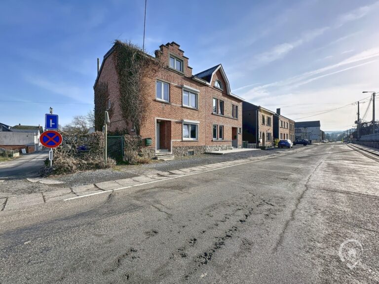 Condrogest - VENDU - Maison avec jardin à rénover à vendre à Forrières