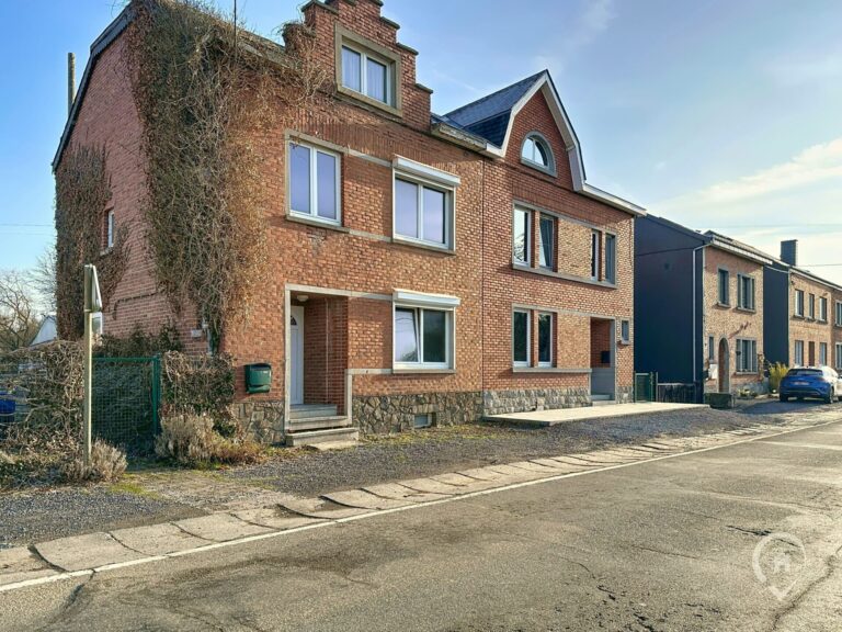 Condrogest - VENDU - Maison avec jardin à rénover à vendre à Forrières