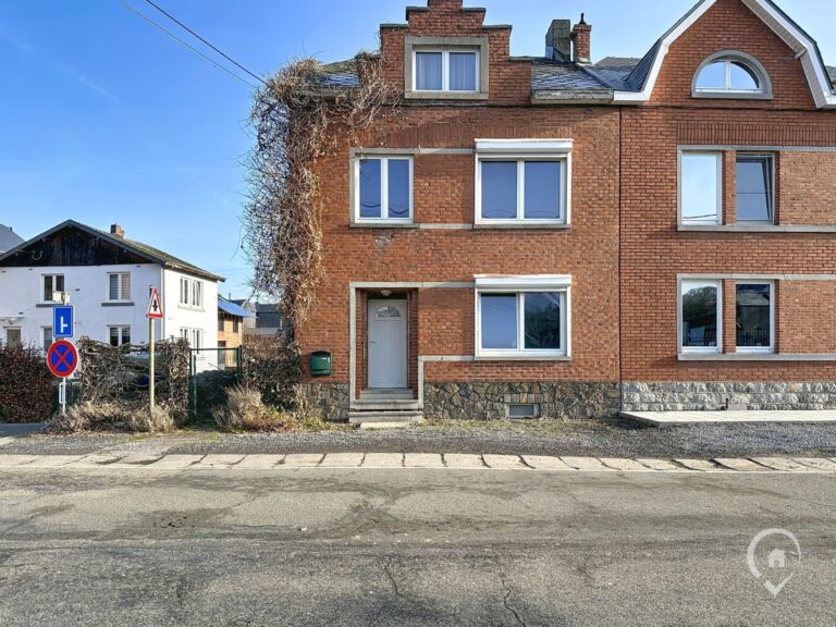 Condrogest - VENDU - Maison avec jardin à rénover à vendre à Forrières