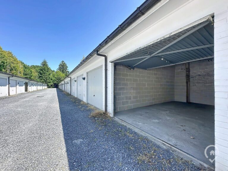 Condrogest - Studio avec cave, garage, balcon et une superbe vue