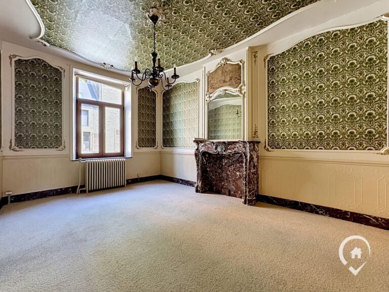 Condrogest - Maison de ville 4 chambres à vendre au cœur d’Yvoir