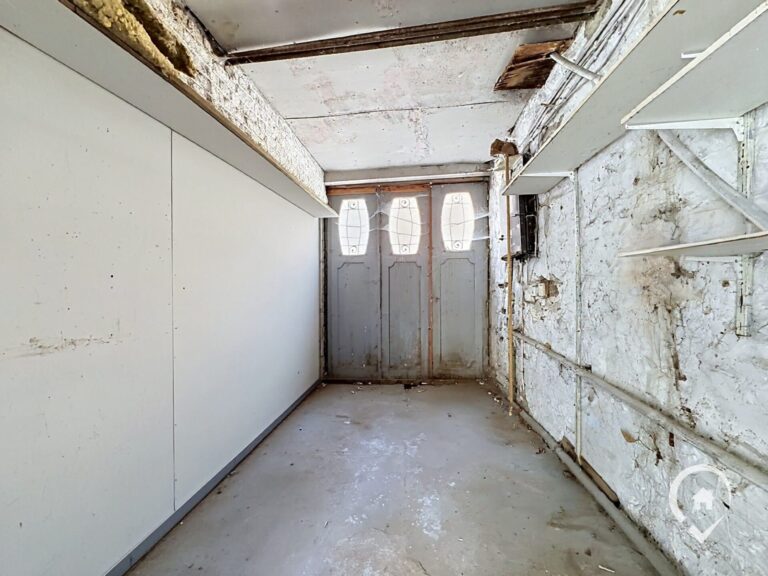 Condrogest - Maison de ville 4 chambres à vendre au cœur d’Yvoir