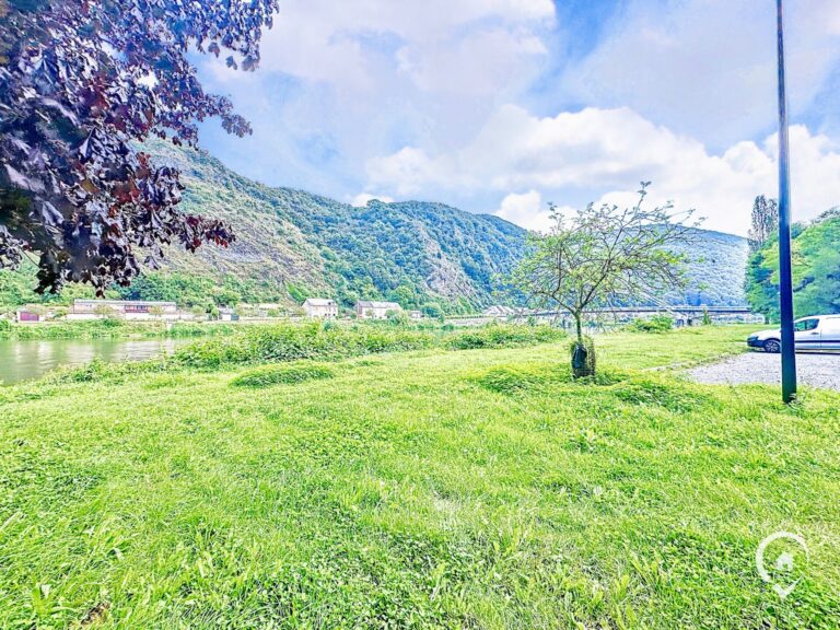 Condrogest - Deux gîtes dans les Ardennes françaises en bord de Meuse