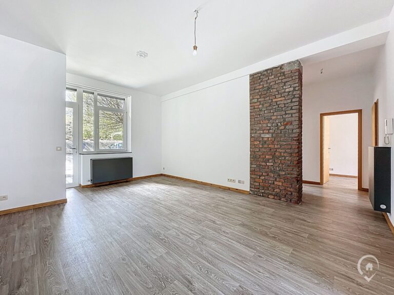 Condrogest - VENDU!! Appartement 2 chambres à vendre à Ciney, avec jardin commun