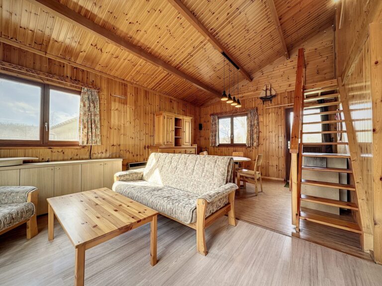 Condrogest - SOUS OPTION - Superbe chalet avec permis pour location touristique
