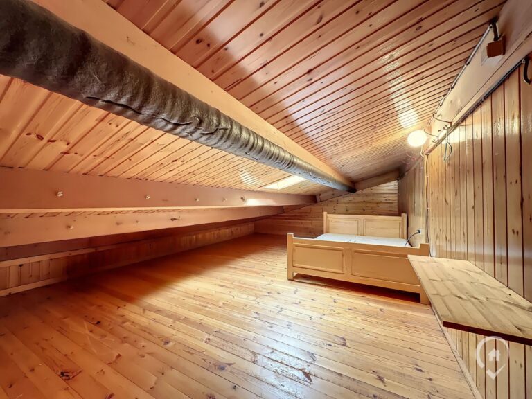 Condrogest - SOUS OPTION - Superbe chalet avec permis pour location touristique