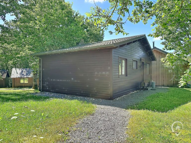 Condrogest - SOUS OPTION - Superbe chalet avec permis pour location touristique