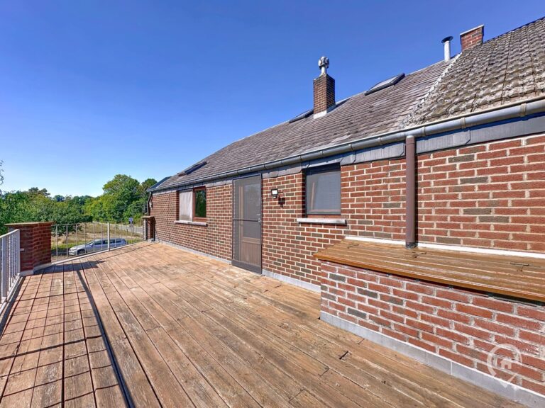 Condrogest - Duplex avec vue sur la campagne, garage et jardin à vendre