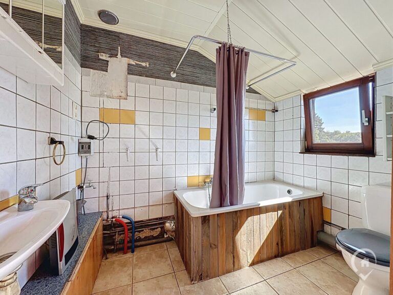 Condrogest - Duplex avec vue sur la campagne, garage et jardin à vendre