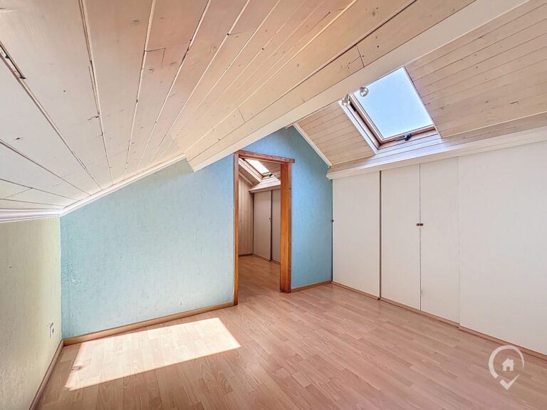 Condrogest - Duplex avec vue sur la campagne, garage et jardin à vendre
