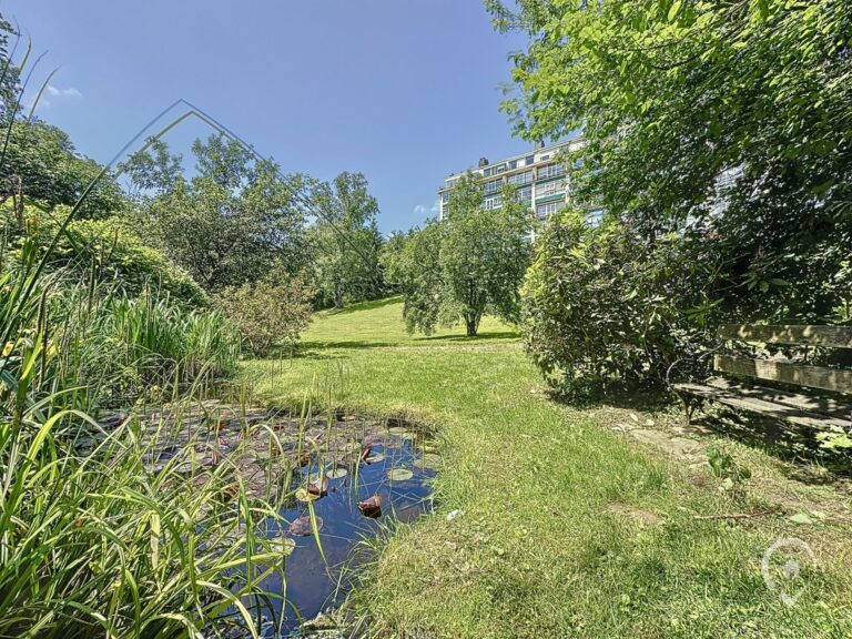 Condrogest - VENDU !!! Appartement rénové à vendre à Nassogne, vue sur la nature
