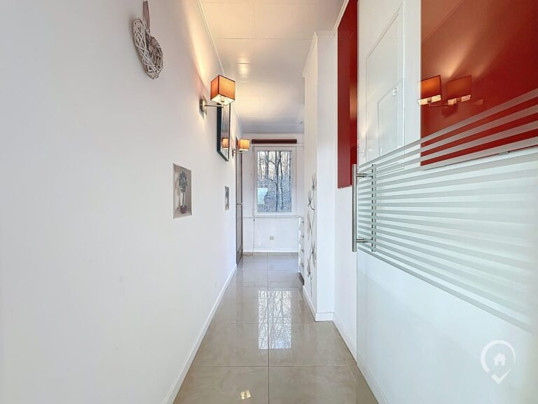 Condrogest - VENDU !!! Appartement rénové à vendre à Nassogne, vue sur la nature