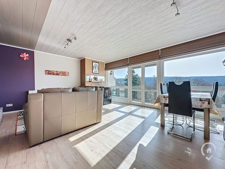 Condrogest - VENDU !!! Appartement rénové à vendre à Nassogne, vue sur la nature