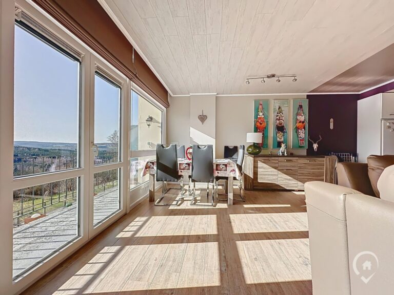 Condrogest - VENDU !!! Appartement rénové à vendre à Nassogne, vue sur la nature