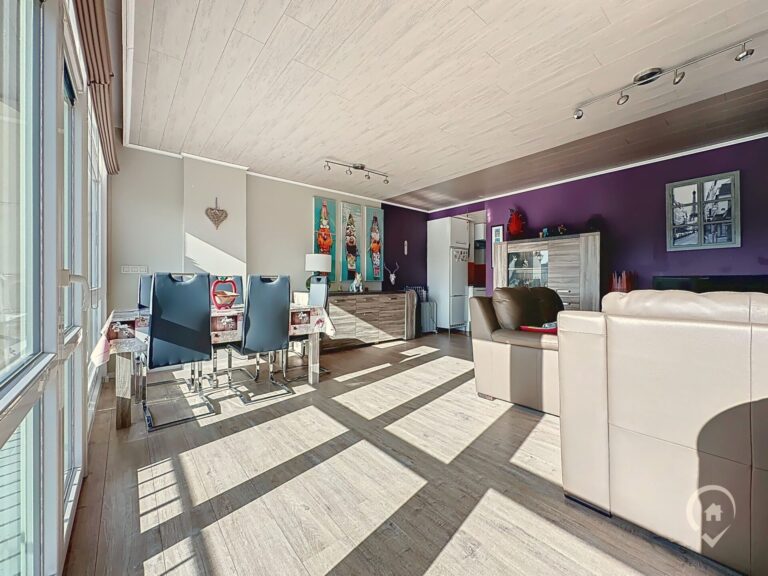 Condrogest - VENDU !!! Appartement rénové à vendre à Nassogne, vue sur la nature