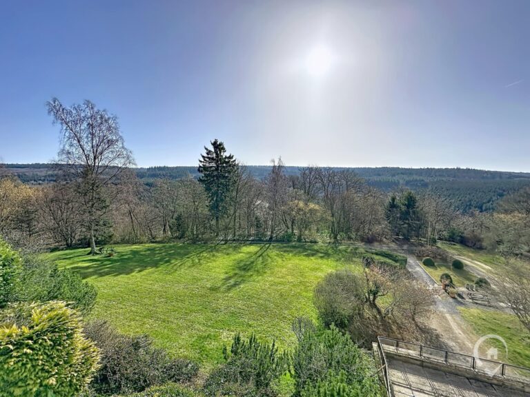 Condrogest - VENDU !!! Appartement rénové à vendre à Nassogne, vue sur la nature