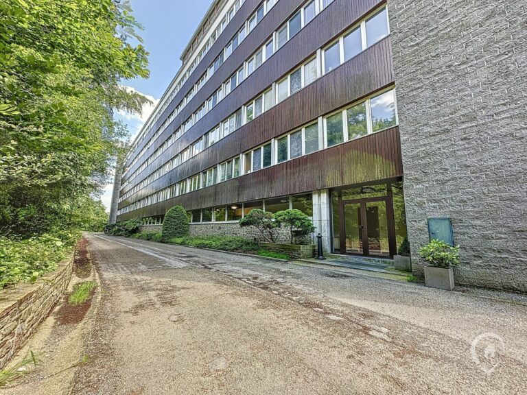 Condrogest - VENDU !!! Appartement rénové à vendre à Nassogne, vue sur la nature