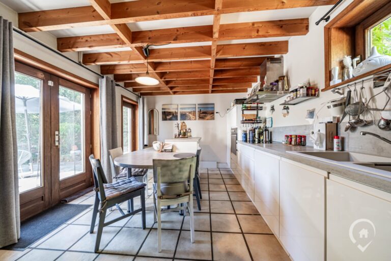 Condrogest - Maison 4 façades à vendre au cœur des bois à Waulsort