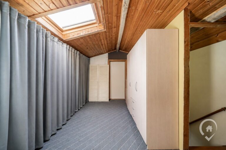 Condrogest - Maison 4 façades à vendre au cœur des bois à Waulsort