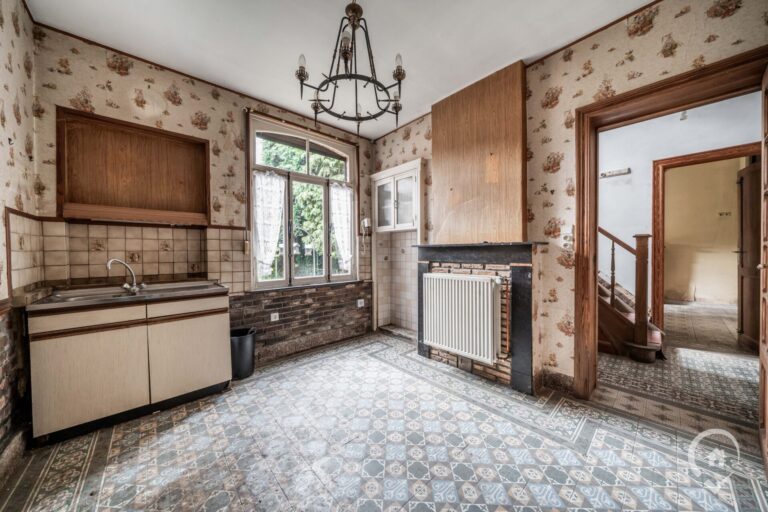 Condrogest - Maison 3 chambres à vendre au centre d'Hastière