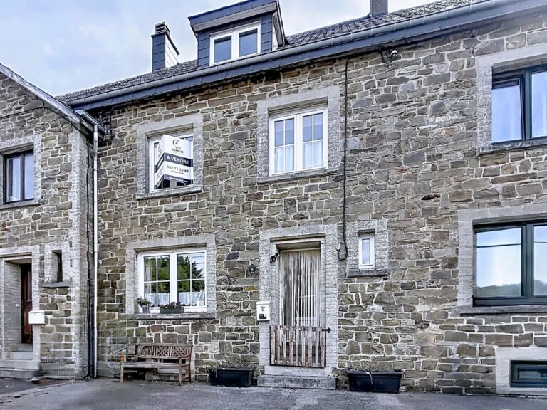 Condrogest - Maison familiale avec permis gîte à Opont
