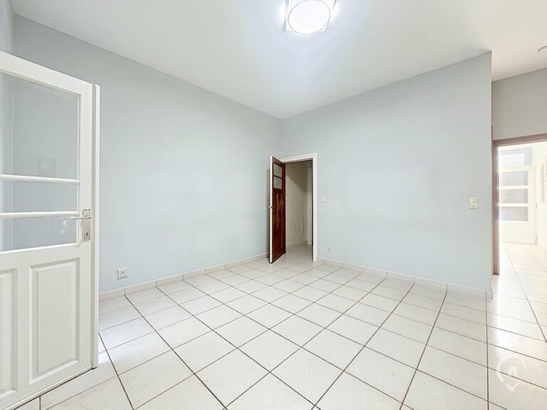 Condrogest - SOUS OPTION !!! Maison 4 chambres avec jardin à vendre à Ciney
