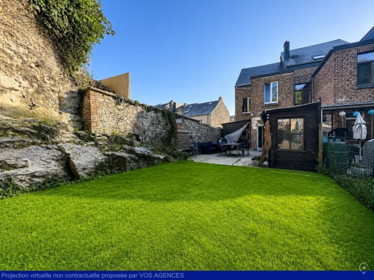 Condrogest - SOUS OPTION !!! Maison 4 chambres avec jardin à vendre à Ciney