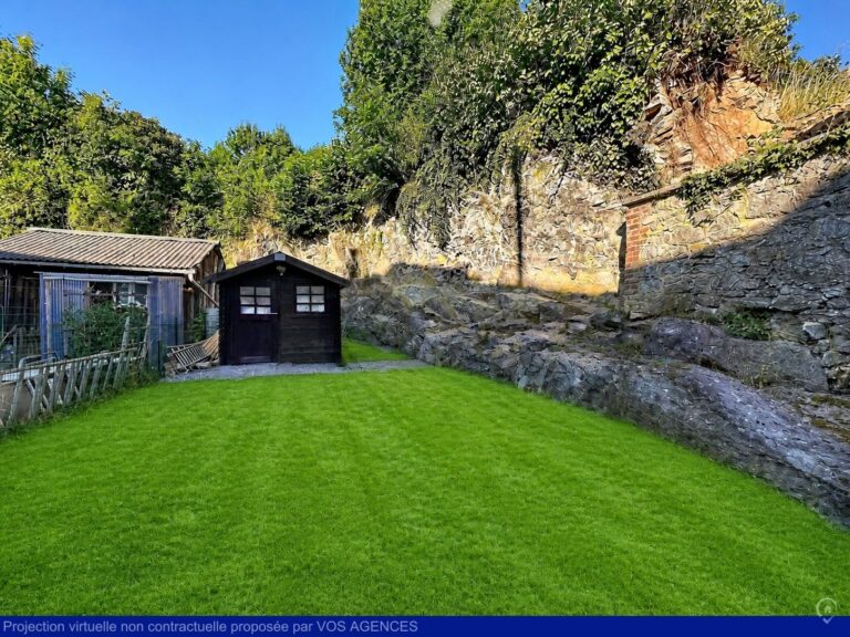 Condrogest - SOUS OPTION !!! Maison 4 chambres avec jardin à vendre à Ciney