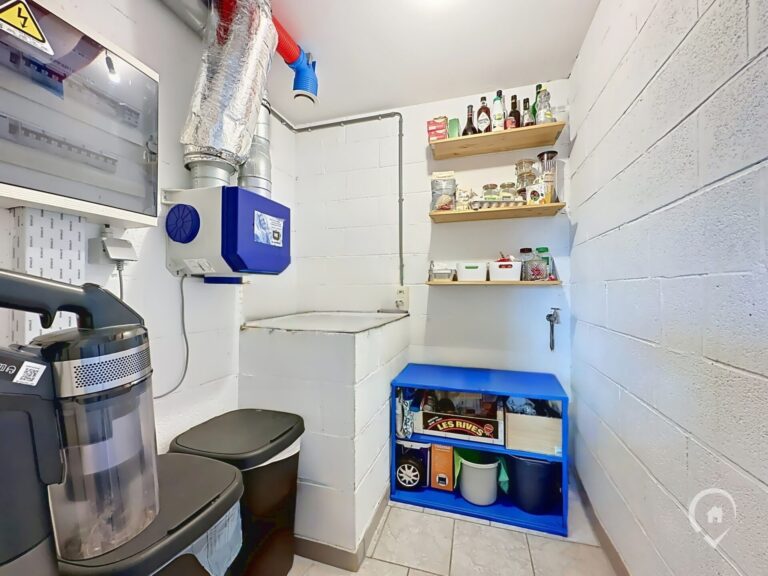 Condrogest - Appartement 1 chambre à vendre à Somme-Leuze
