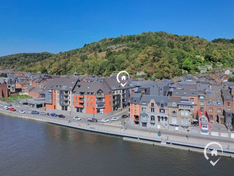 Condrogest - Appartement à vendre avec vue sur Meuse à Dinant