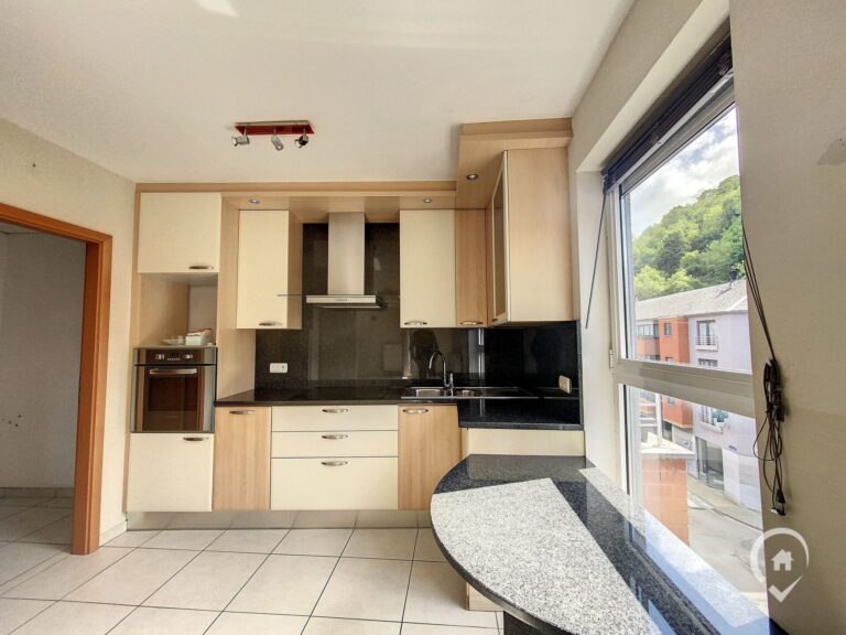 Condrogest - Appartement à vendre avec vue sur Meuse à Dinant