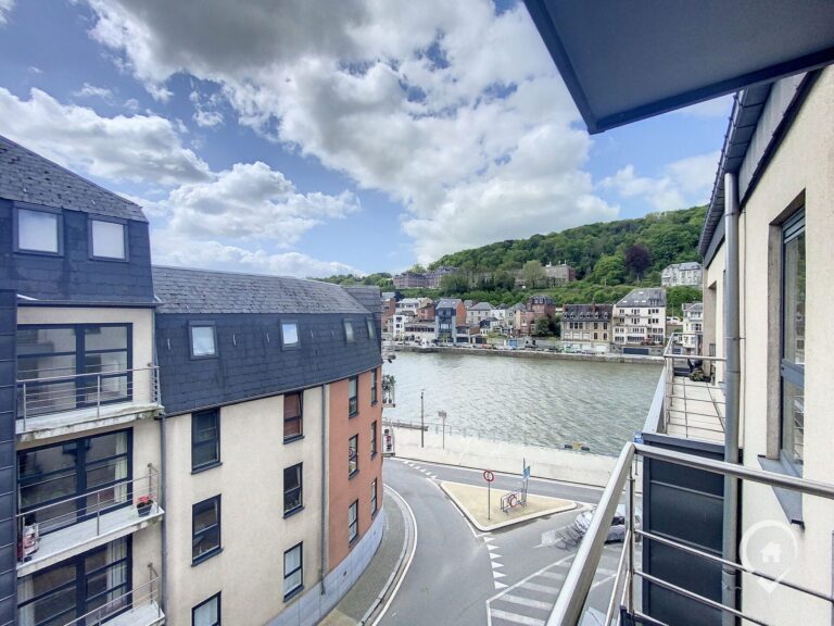 Condrogest - Appartement à vendre avec vue sur Meuse à Dinant
