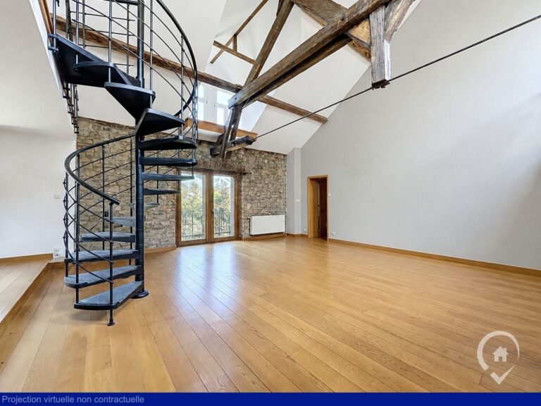 Condrogest - Propriété à Naninne de 350m² habitable sur 13 ares