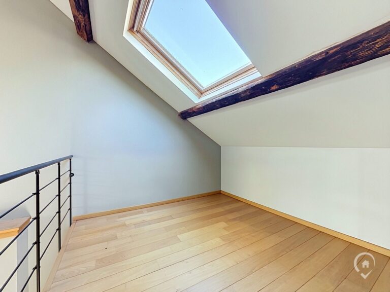Condrogest - Propriété à Naninne de 350m² habitable sur 13 ares