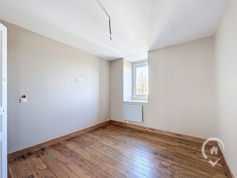 Condrogest - Maison de maître rénovée à vendre à Givet (France)