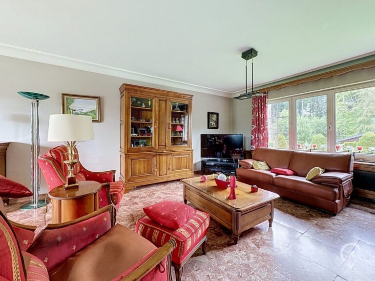 Condrogest - Villa 4 façades 3 chambres à vendre à Haillot