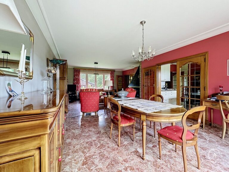 Condrogest - Villa 4 façades 3 chambres à vendre à Haillot