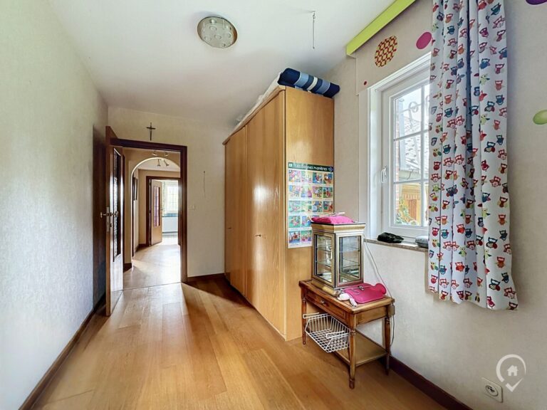 Condrogest - Villa 4 façades 3 chambres à vendre à Haillot