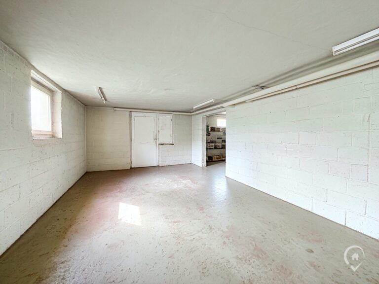 Condrogest - Villa 4 façades 3 chambres à vendre à Haillot