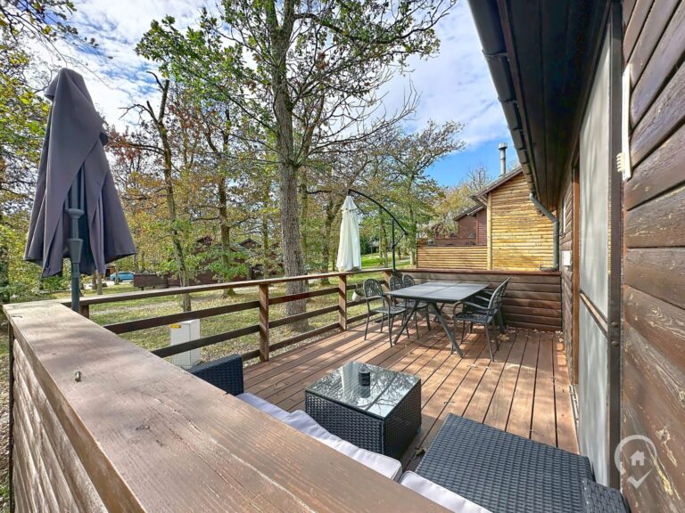 Condrogest - Chalet 3 chambres avec permis pour gîte 6 personnes à vendre
