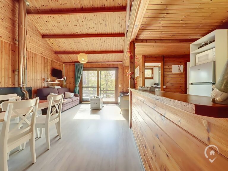 Condrogest - Chalet 3 chambres avec permis pour gîte 6 personnes à vendre