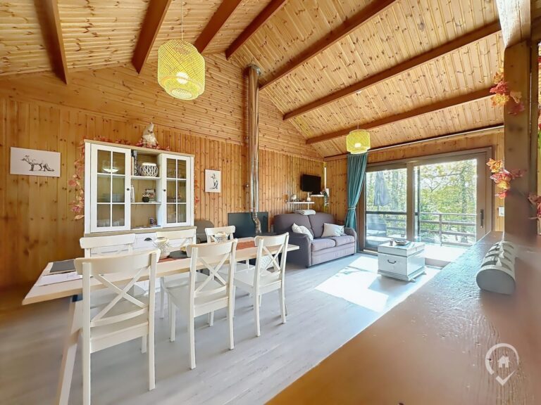 Condrogest - Chalet 3 chambres avec permis pour gîte 6 personnes à vendre